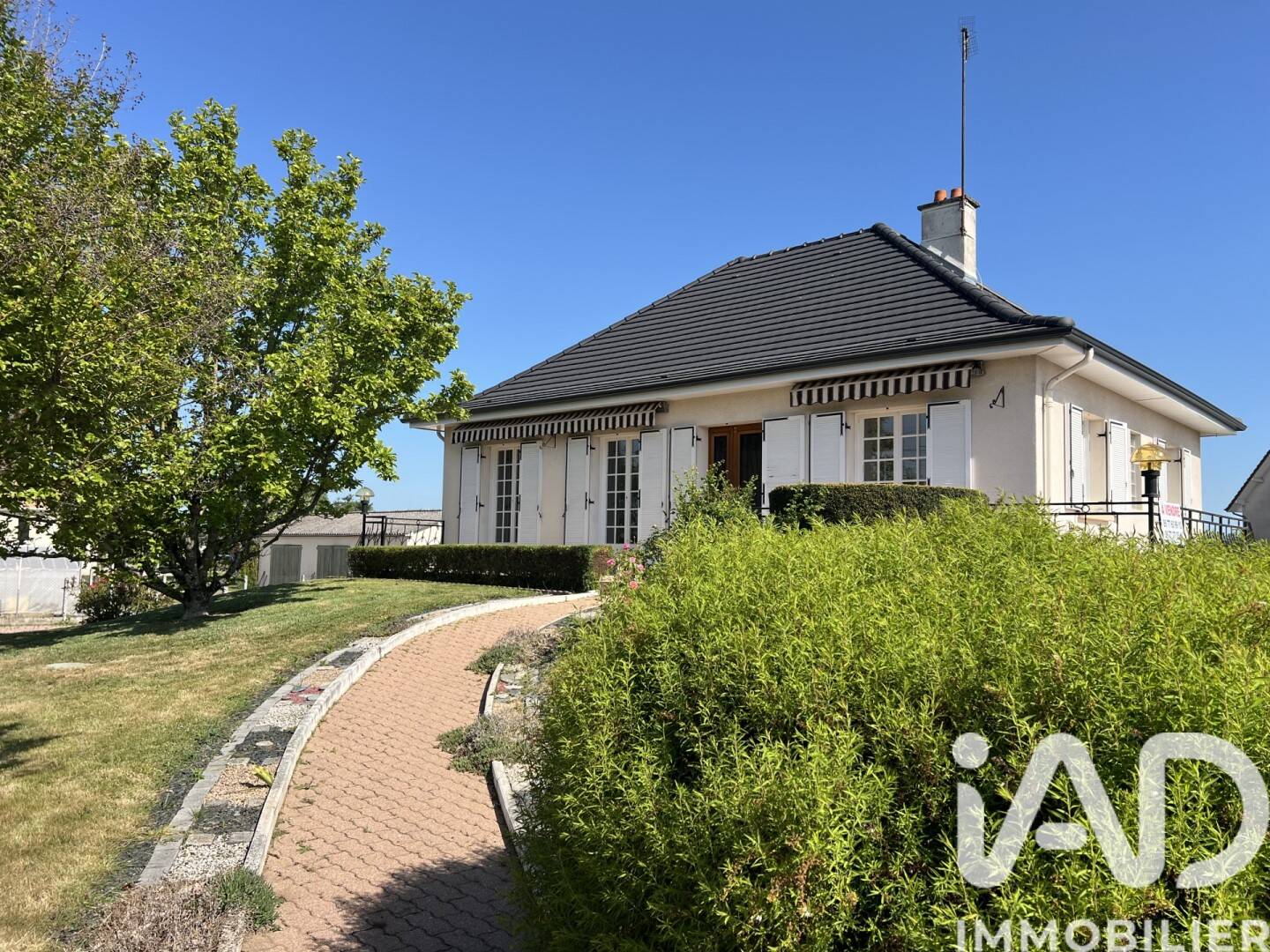 Maison 4 pièces 98 m² · à Molinet · 98 m² · 160 000 €