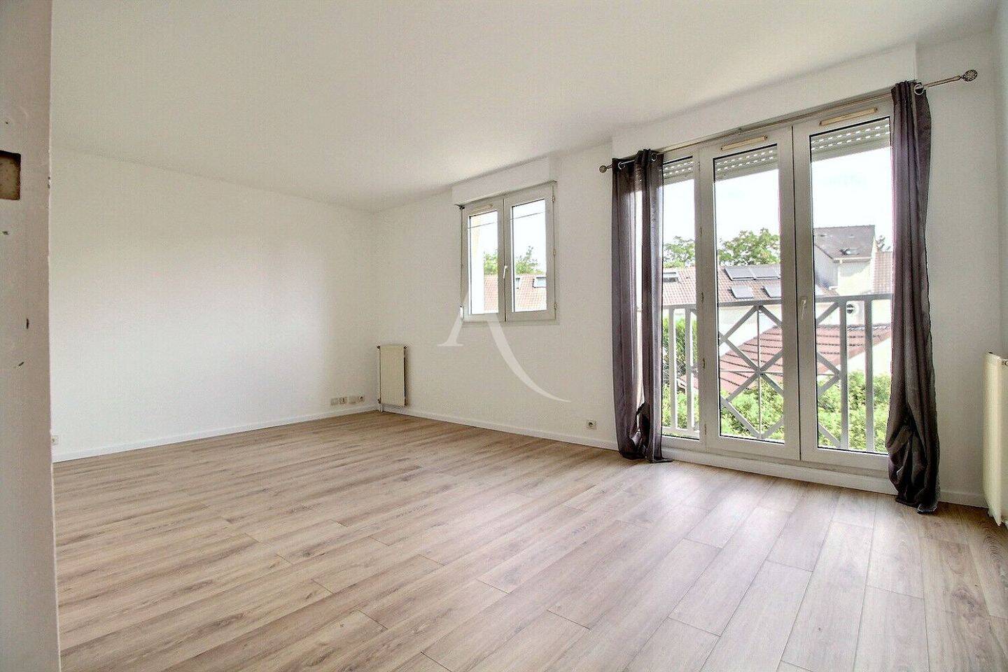 Appartement 1 pièce 31 m² · à Montigny-le-Bretonneux · 31,2 m² · 784 €/mois