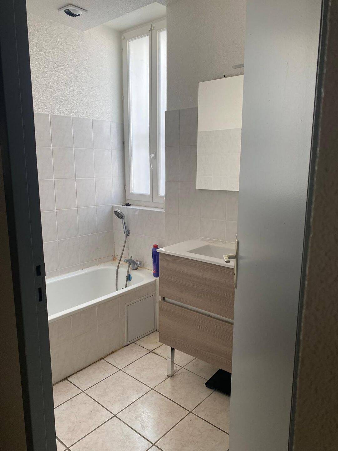 Appartement 3 pièces 72 m² · à Alès · 71,8 m² · 580 €