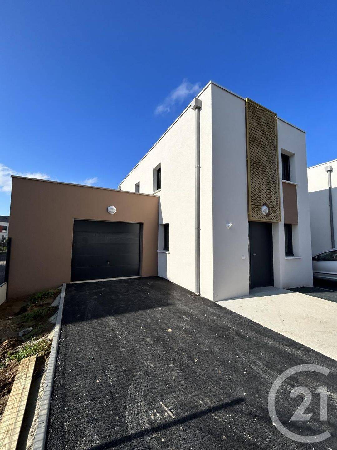 Maison 4 pièces 85 m² · à Ifs · 85,1 m² · 1 100 €
