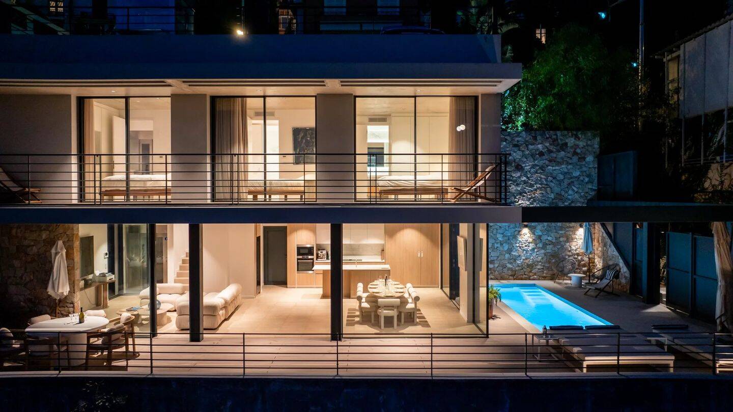 Maison 4 pièces 130 m² · à Roquebrune-Cap-Martin · 130 m² · 20 000 €