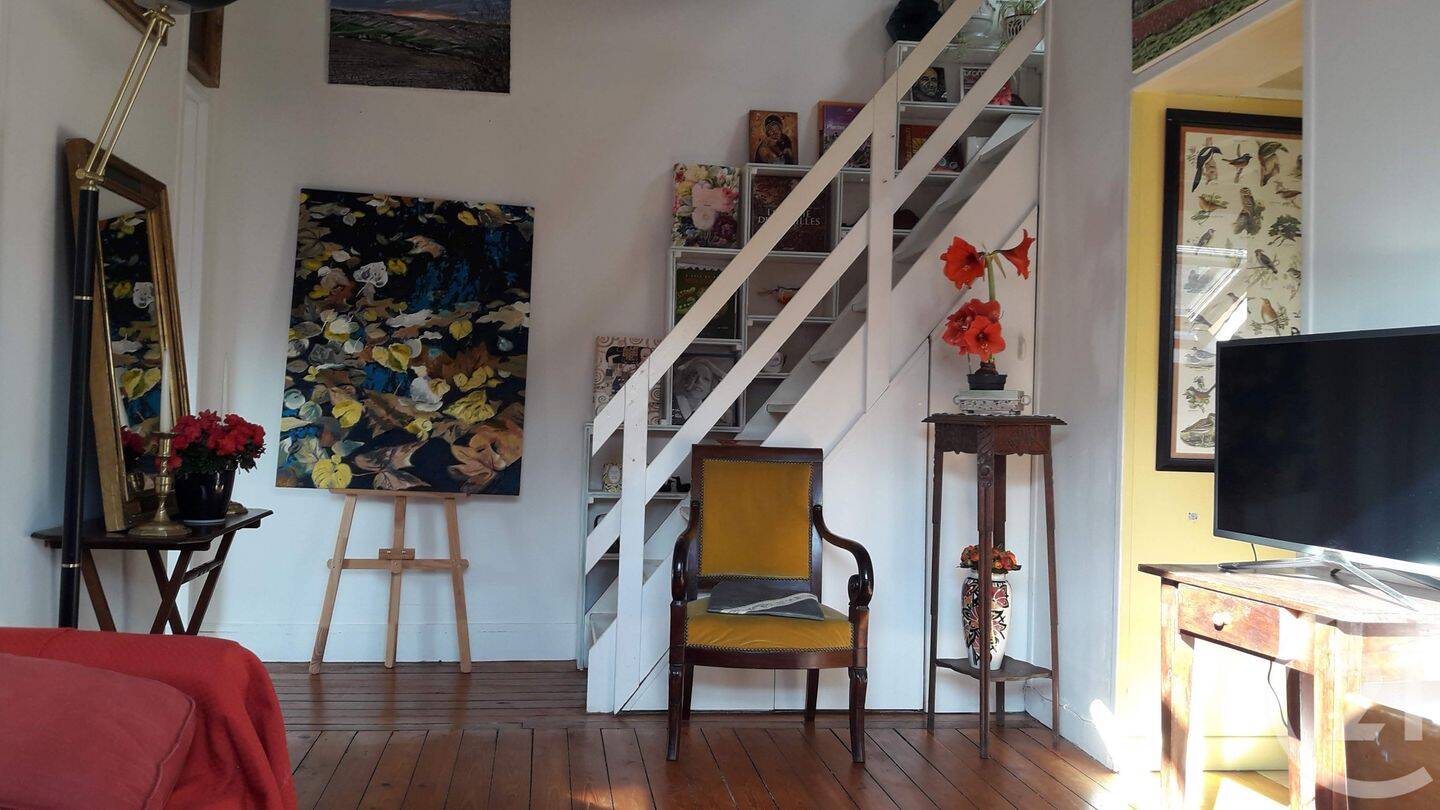 Appartement 2 pièces 30 m² · à Versailles · 29,8 m² · 1 070 €