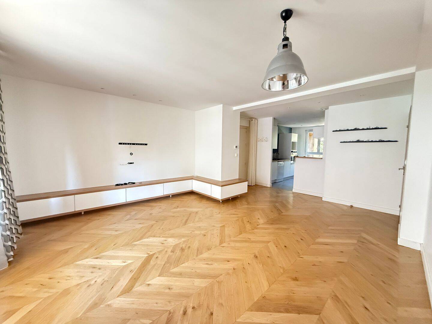Appartement 4 pièces 80 m² · à Lyon 8ème Arrondissement · 80 m² · 349 000 €