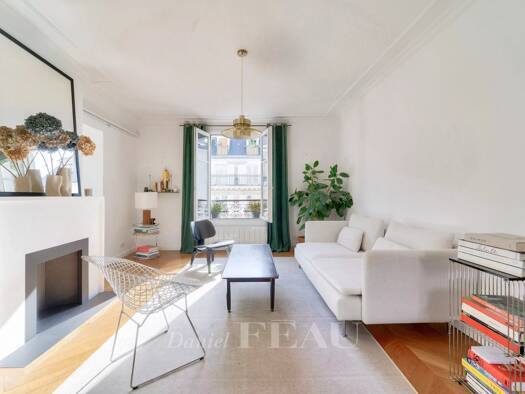 Appartement à vendre 1 149 000 € 3 pièces 2 chambres 75,1 m² 4ème étage Arsenal Paris 4ème arrondissement 75004