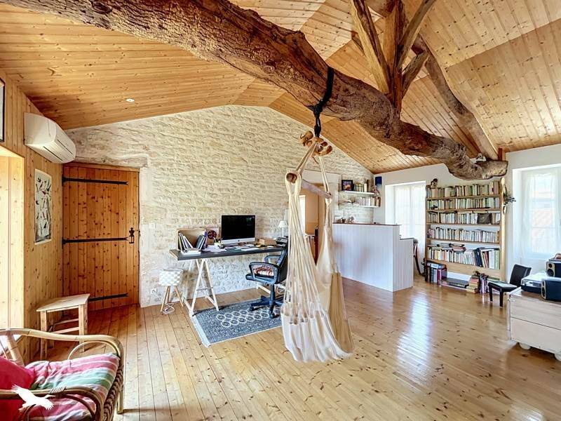 Maison 6 pièces 171 m² · à Thairé · 171 m² · 380 133 €