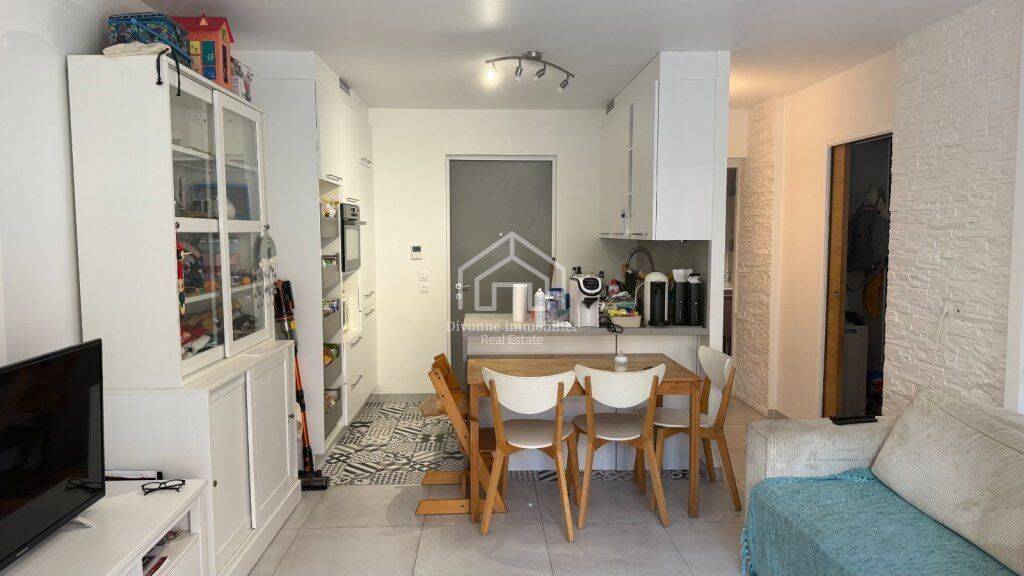 Appartement 2 pièces 56 m² · à Divonne-les-Bains · 56 m² · 1 690 €