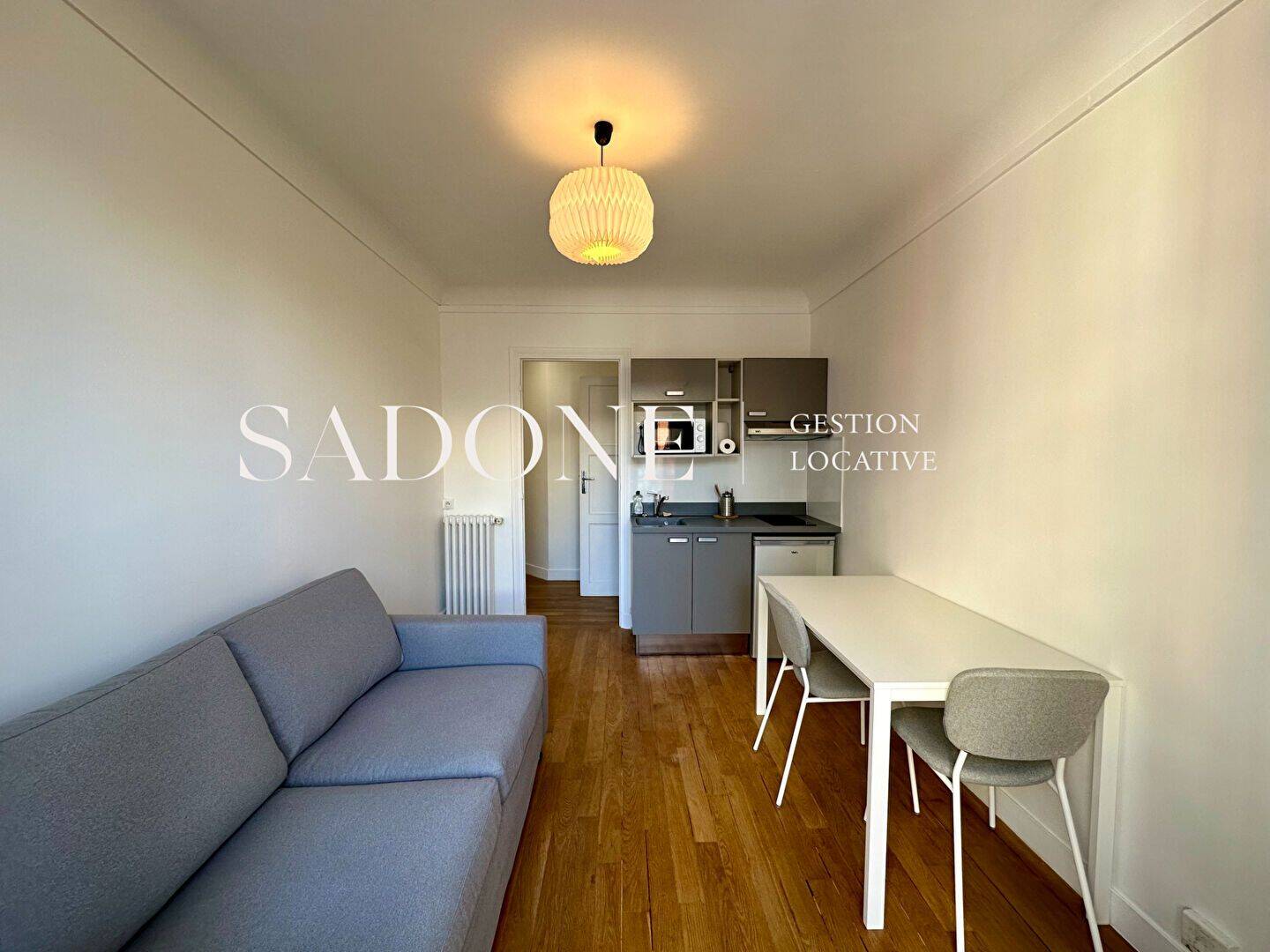 Appartement 2 pièces 29 m² · à Neuilly-sur-Seine · 29,4 m² · 1 190 €/mois