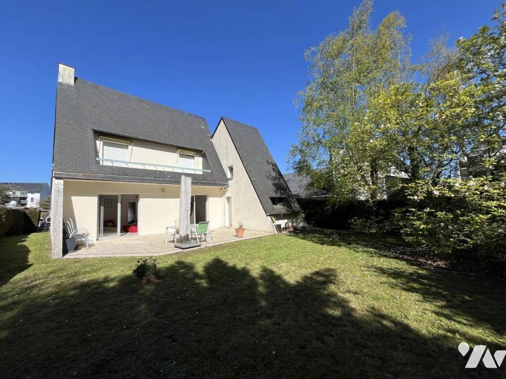 Maison 5 pièces 627 m² · à La Chapelle-sur-Erdre · 627 m² · 399 000 €