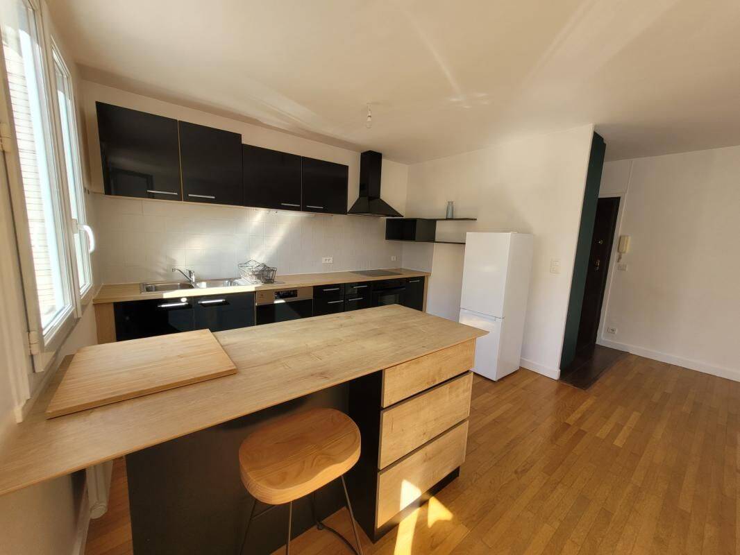 Appartement 3 pièces 63 m² · à Caluire-Et-Cuire · 63 m² · 1 195 €