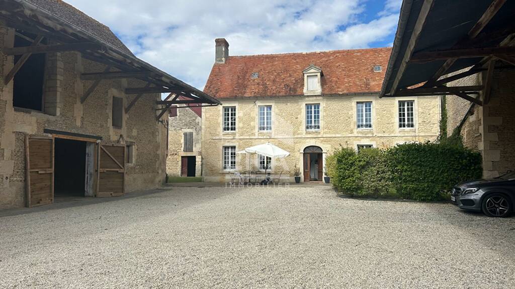 Maison à vendre 359 000 € 4 pièces 2 chambres 150 m² 2 427 m² de terrain La Folie-Couvrechef Caen 14000