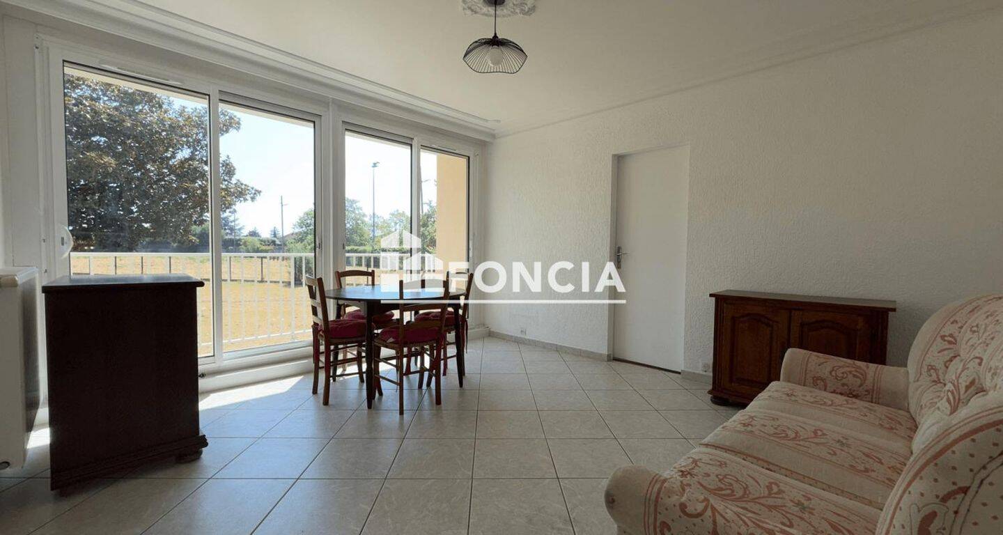 Appartement 2 pièces 46 m² · à Bron · 46 m² · 750 €