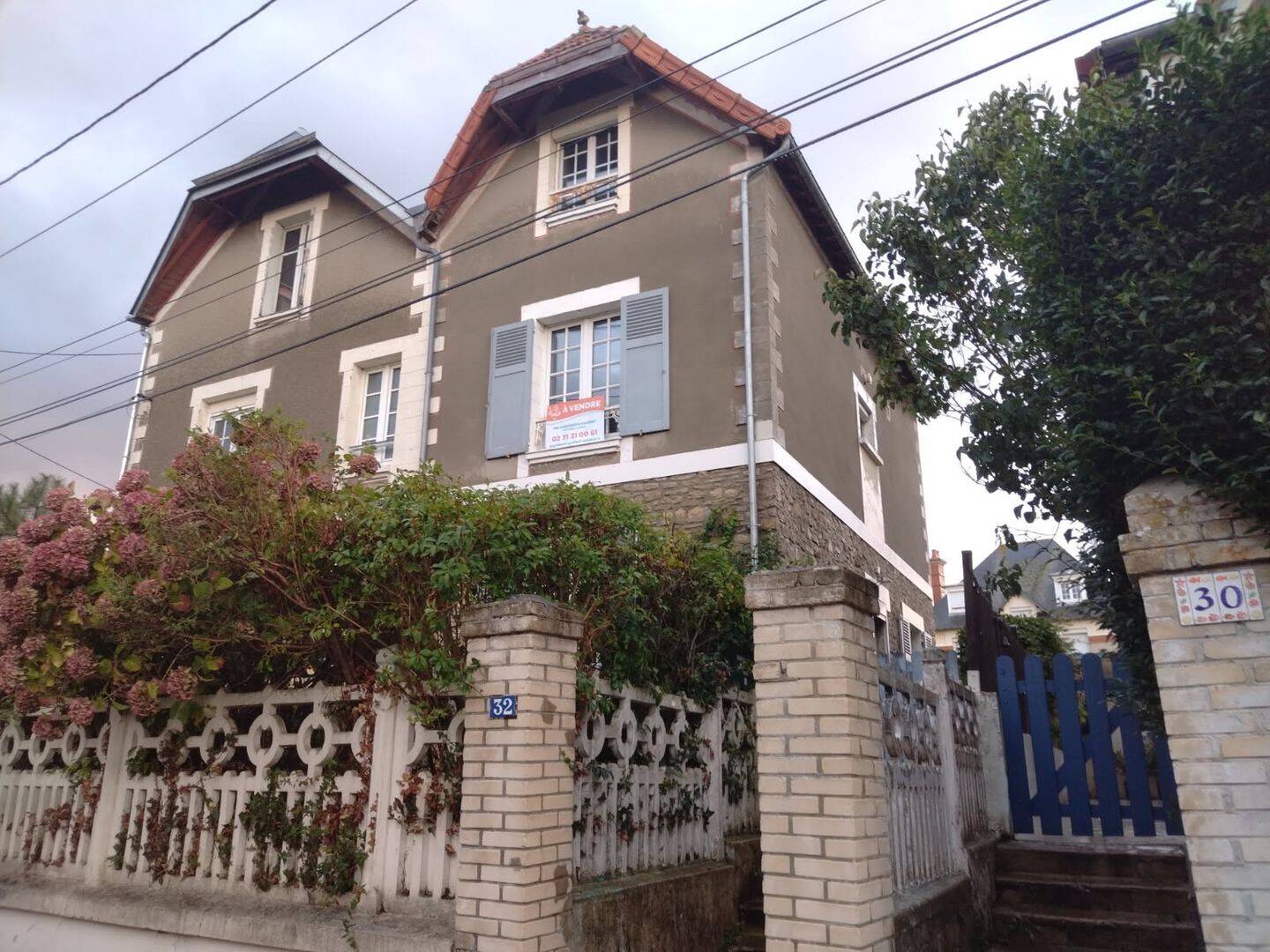 Maison 5 pièces 93 m² · à Port-en-Bessin-Huppain · 93 m² · 226 000 €
