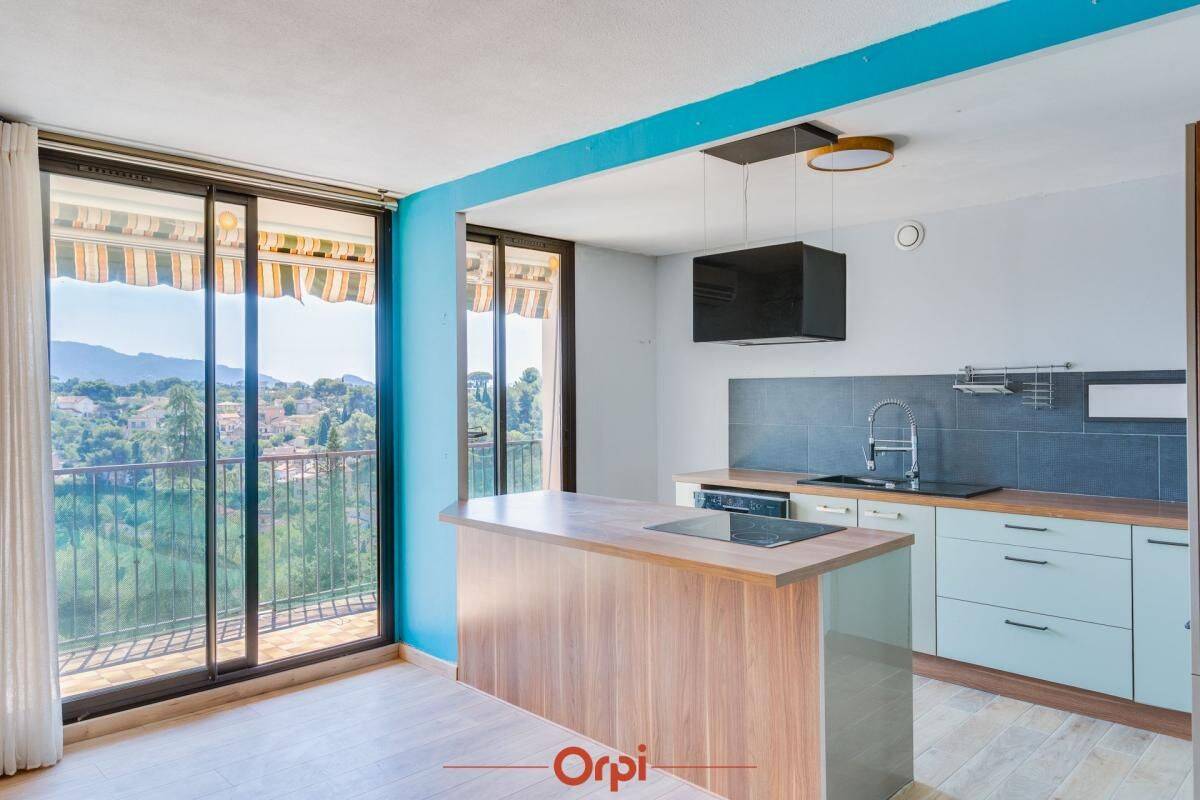 Appartement 4 pièces 110 m² · à Marseille 13ème Arrondissement · 110 m² · 155 000 €
