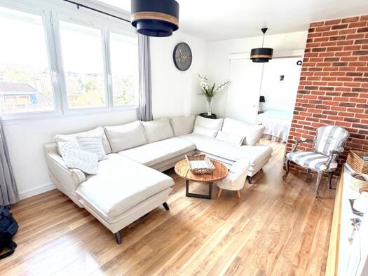 Appartement à vendre 172 890 € 3 pièces 2 chambres 70 m² 3 étages Nord Ouest Cormelles-le-Royal 14123