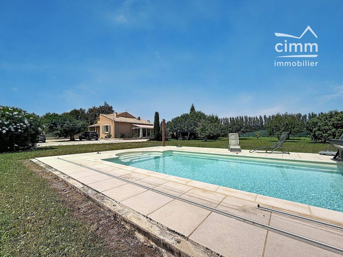 Maison 10 pièces 216 m² · à Le Thor · 216 m² · 626 000 €