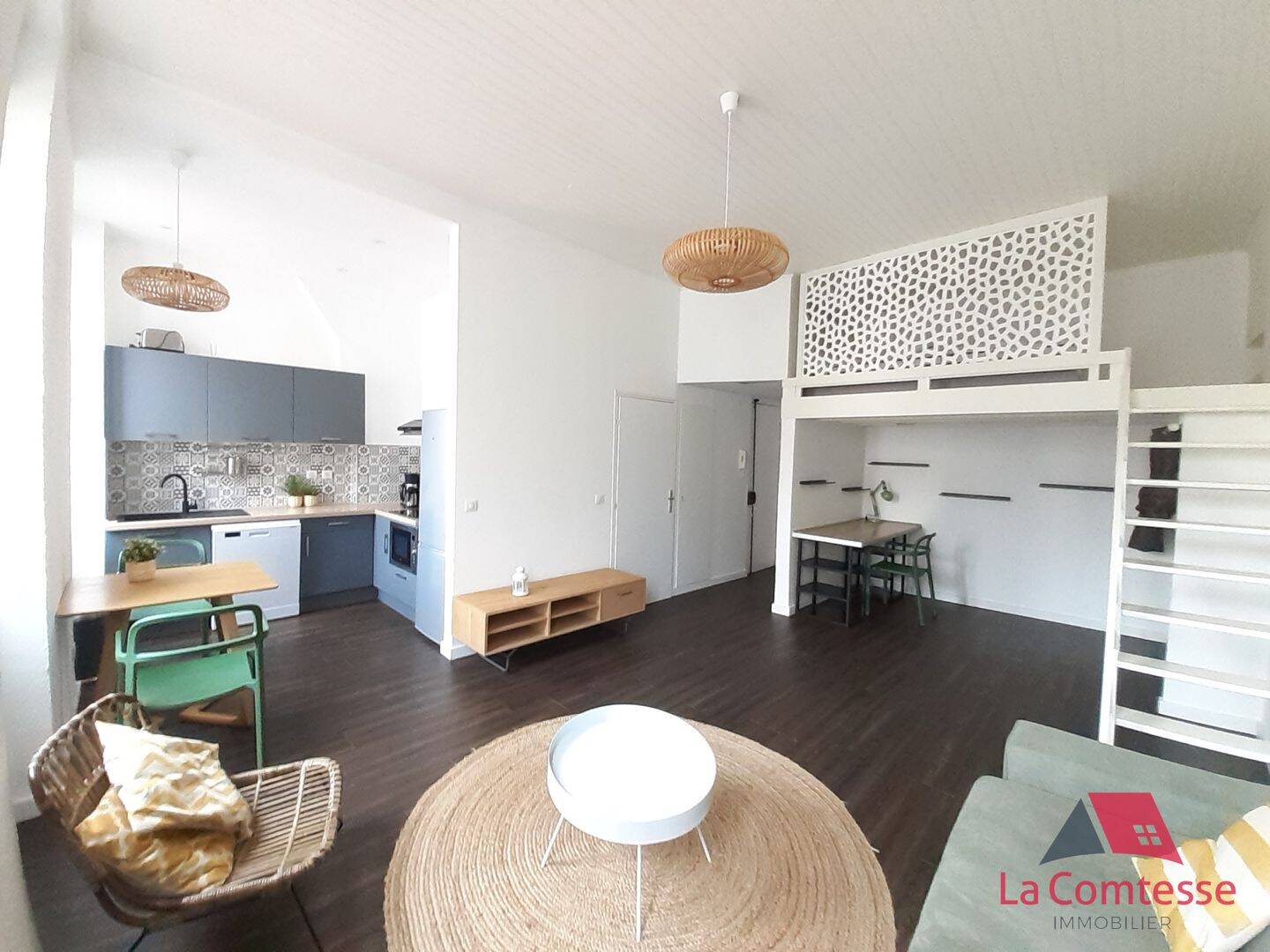 Appartement 1 pièce 36 m² · à Marseille 5ème Arrondissement · 36 m² · 733 €