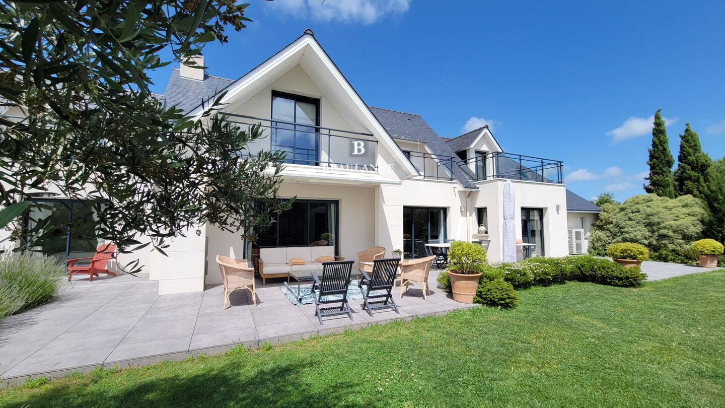 Maison 7 pièces 226 m² · à La Baule-Escoublac · 226 m² · 1 360 000 €