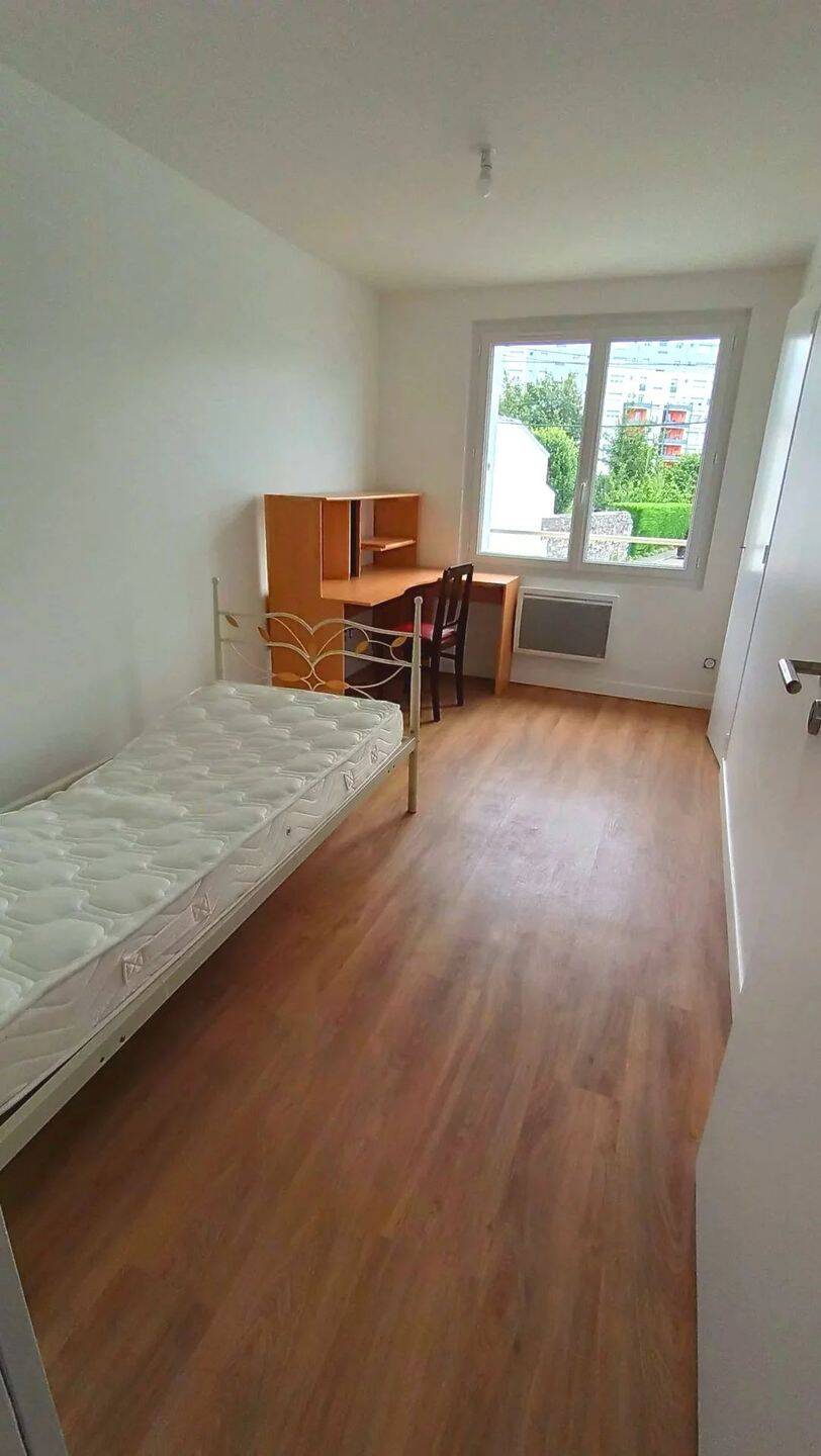 1 pièce 11 m² · à Angers · 11 m² · 400 €