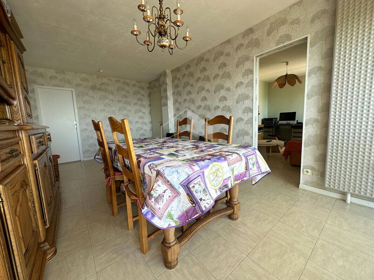 Appartement 5 pièces 91 m² · à Martigues · 91 m² · 169 600 €