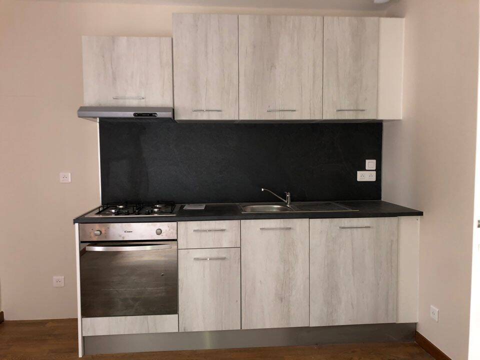 Appartement 1 pièce 46 m² · à Saint-Julien-sur-Reyssouze · 45,5 m² · 495 €