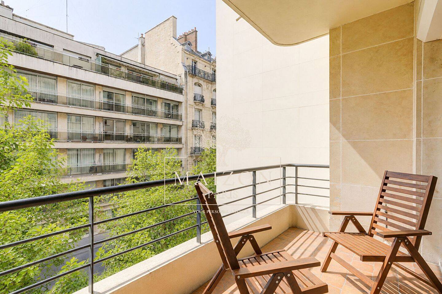 Appartement 3 pièces 80 m² · à Paris 16ème Arrondissement · 80 m² · 1 100 000 €