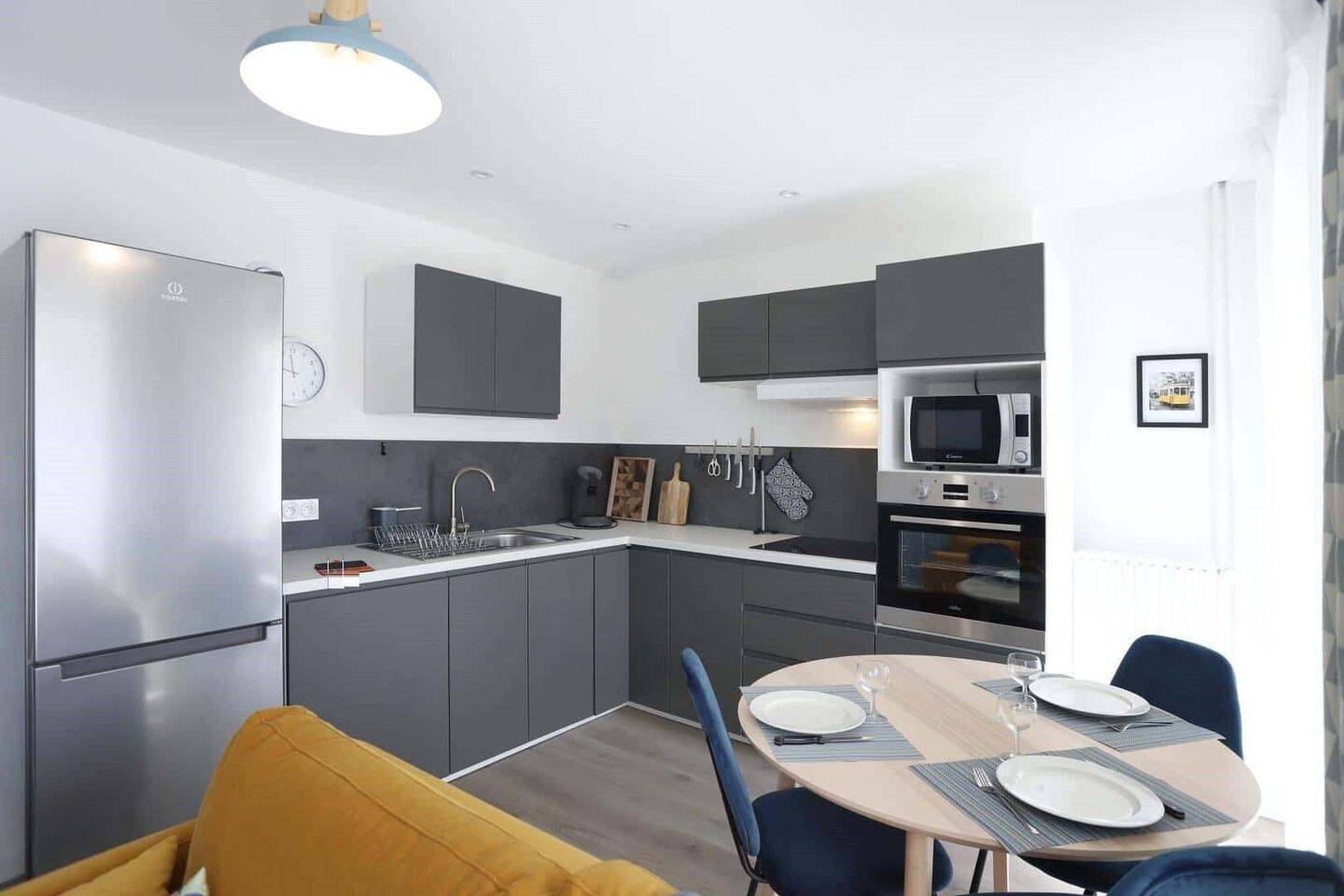 Chambre 1 - MONSEIGNEUR MOUEZY - Colocation — 6