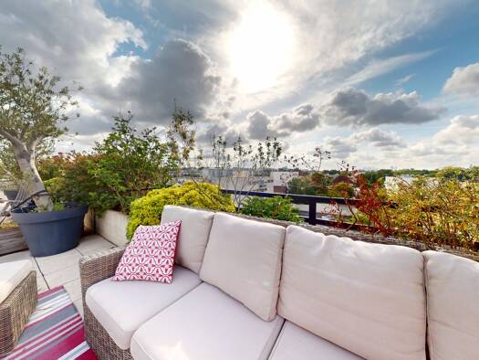 Duplex à vendre 930 000 € 6 pièces 3 chambres 156 m² RDC/5 La Vaudoire-Centre Ville Sartrouville 78500
