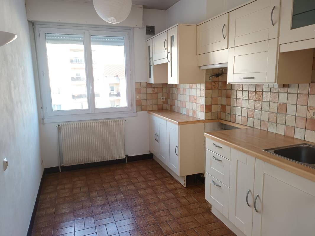 Appartement 4 pièces 75 m² · à Villeurbanne · 75 m² · 1 170 €/mois