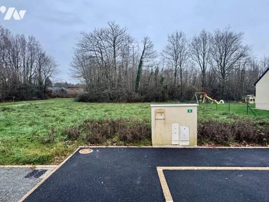 Terrain constructible viabilisé à vendre 54 990 € 575 m² de terrain Sévérac 44530