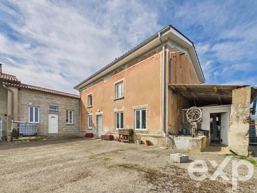 Maison à vendre 429 000 € 4 pièces 4 chambres 105 m² 6 952 m² de terrain Saint-Georges-d'Espéranche 38790