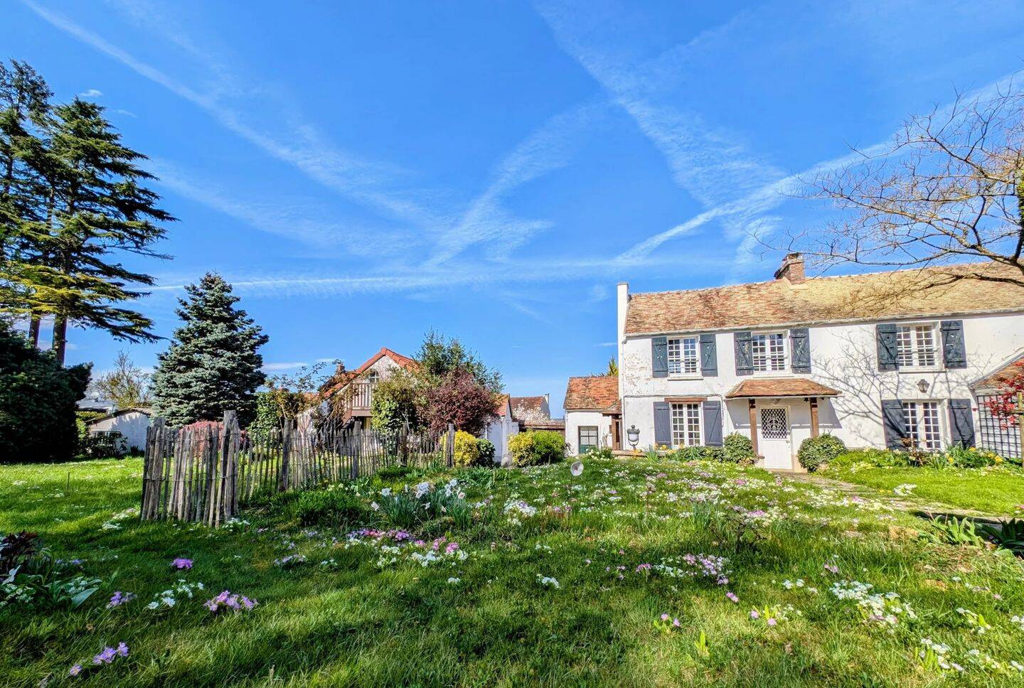 Maison 6 pièces 150 m² · à Neauphle-le-Château · 150 m² · 650 000 €