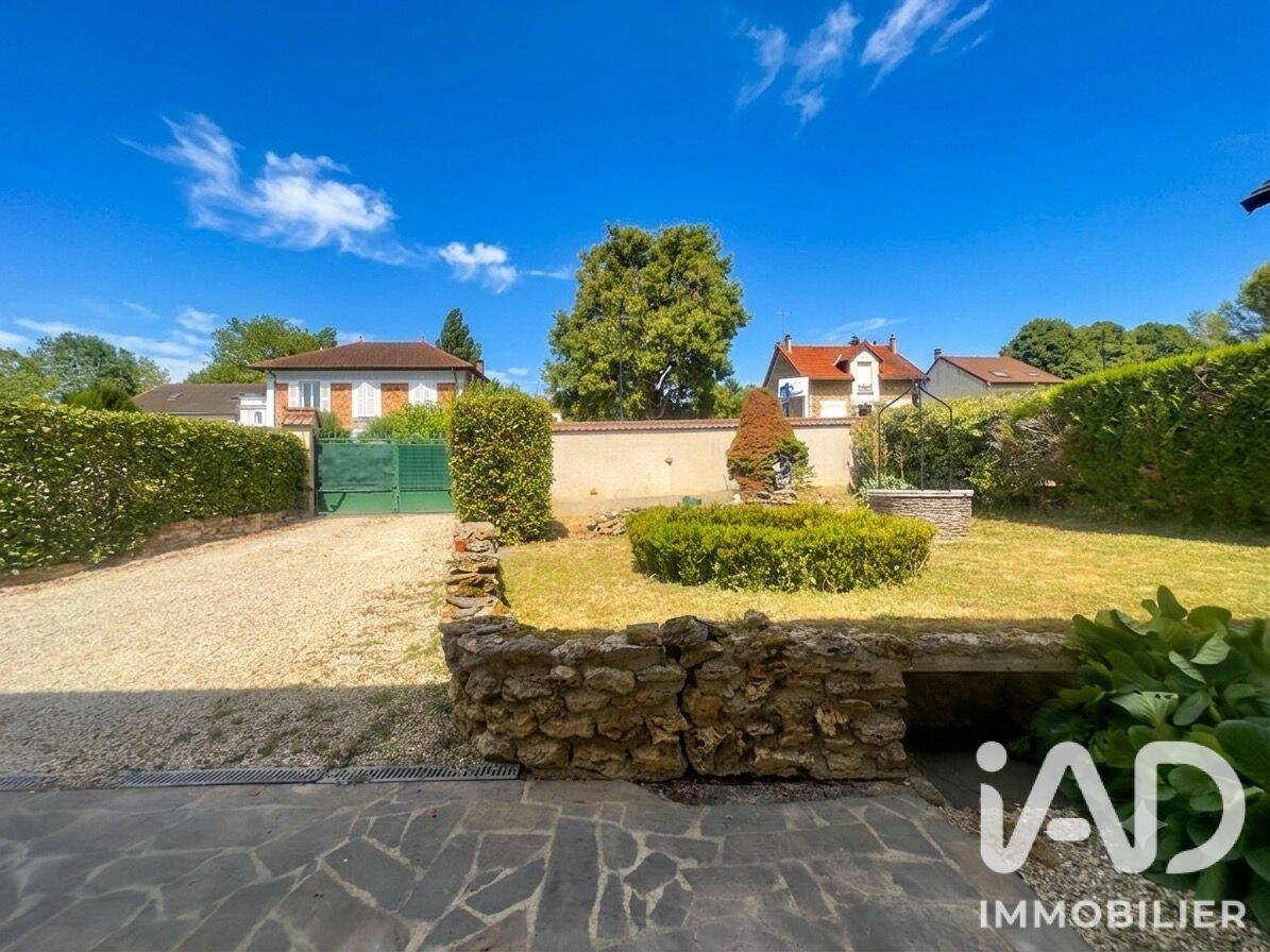 Maison 6 pièces 140 m² · à Yerres · 140 m² · 389 000 €