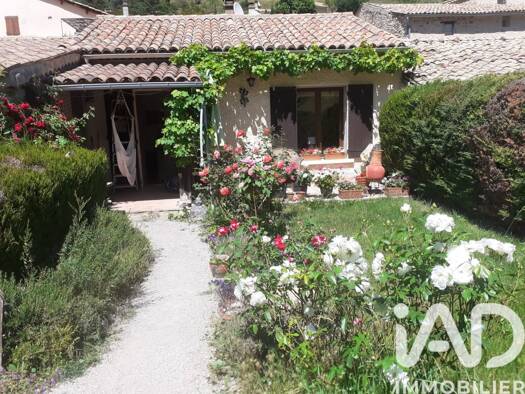 Maison à vendre 136 500 € 5 pièces 2 chambres 91 m² 100 m² de terrain Chauvac-Laux-Montaux 26510