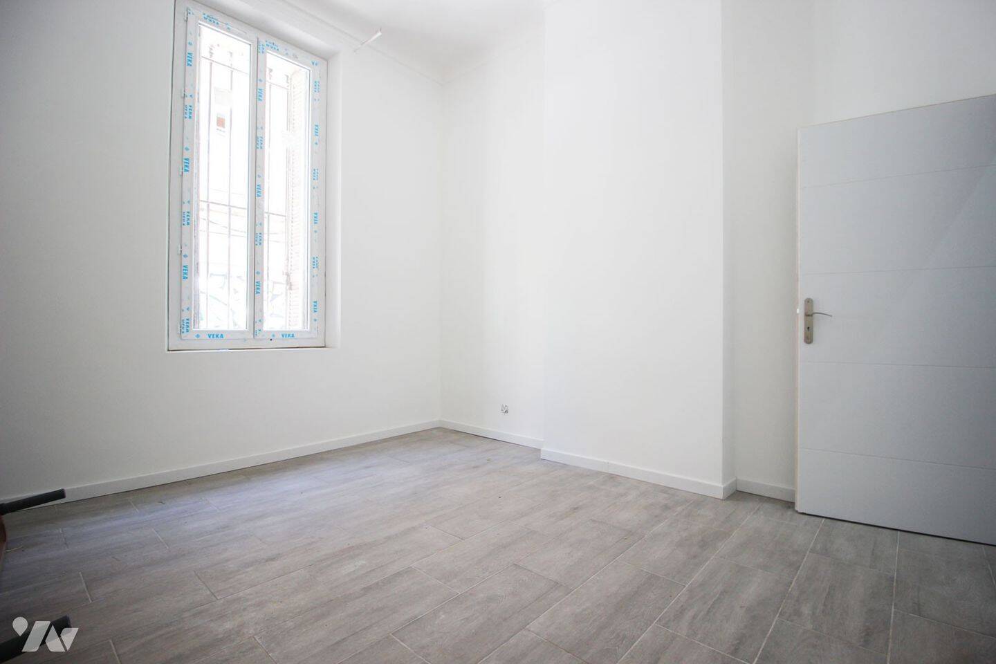 Appartement 2 pièces 33 m² · à Marseille 2ème Arrondissement · 33 m² · 123 000 €