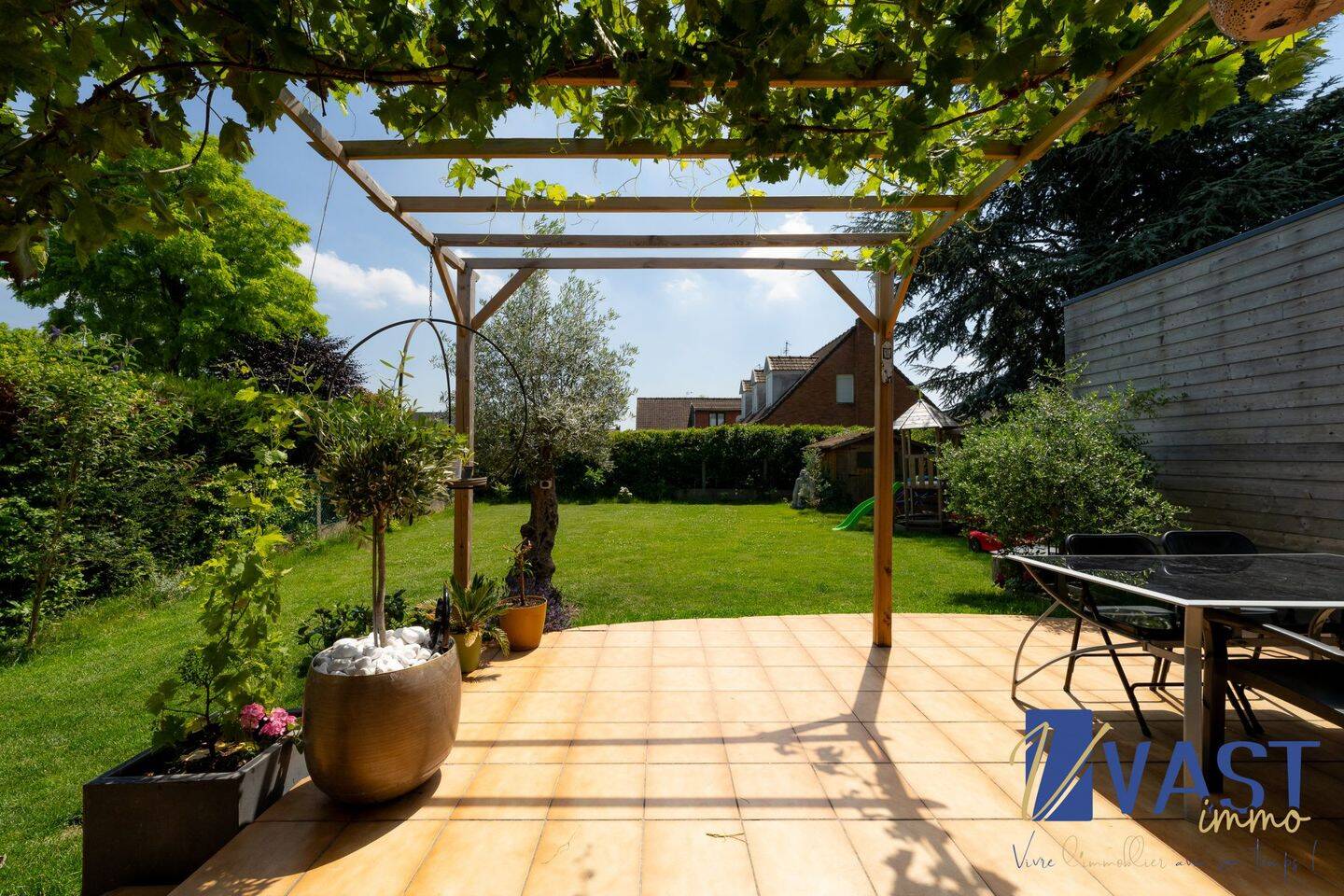 Maison 4 pièces 92 m² · à Neuville-en-Ferrain · 92 m² · 336 000 €