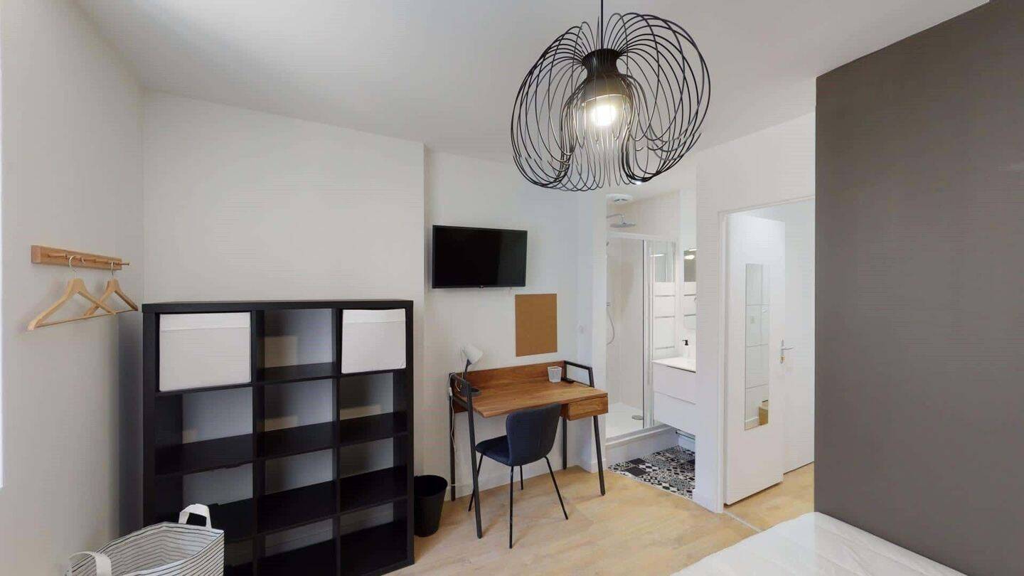 1 pièce 15 m² · à Clermont-Ferrand · 15 m² · 400 €