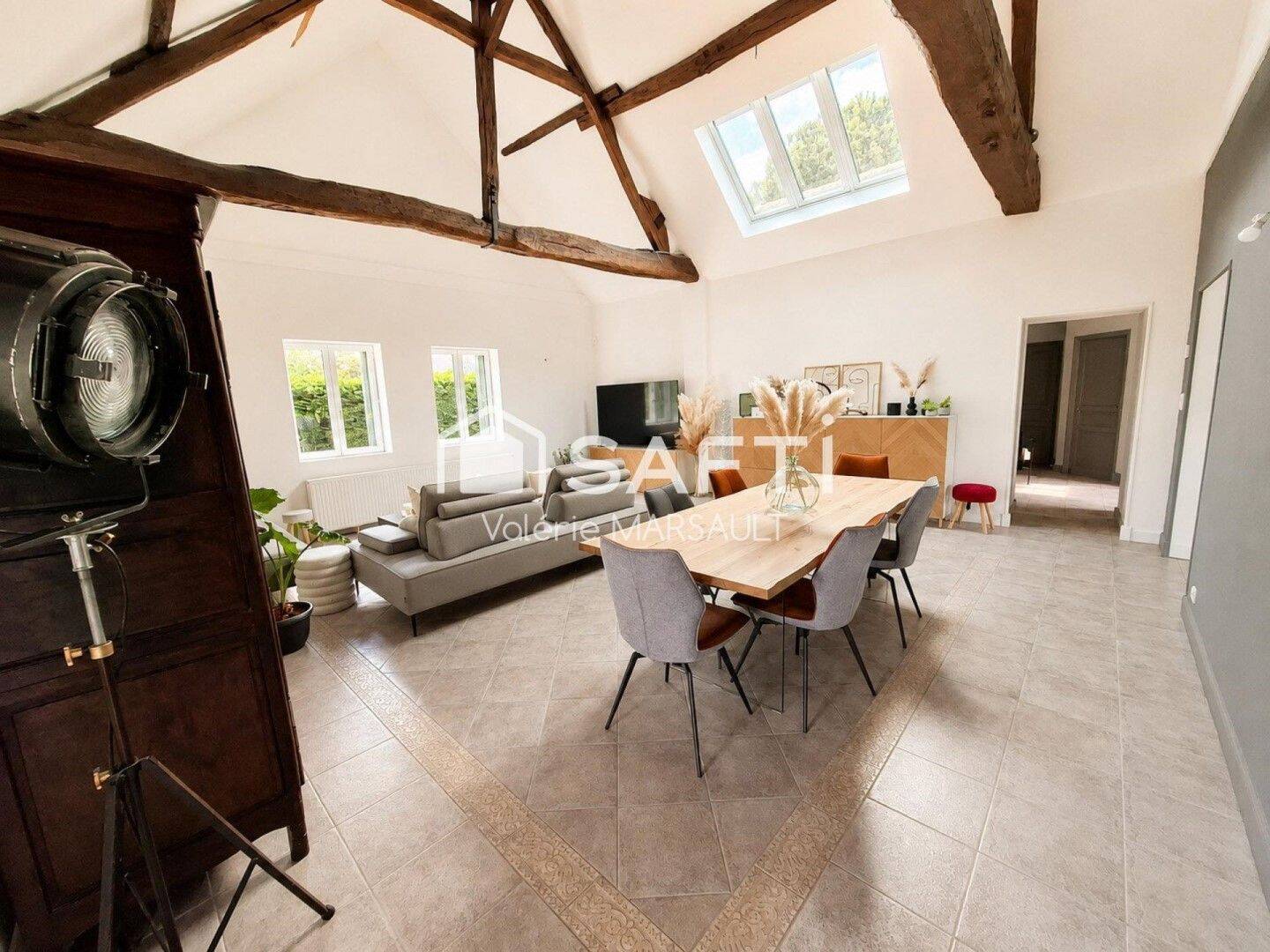 Maison 6 pièces 160 m² · à Ballan-Mire · 160 m² · 520 000 €