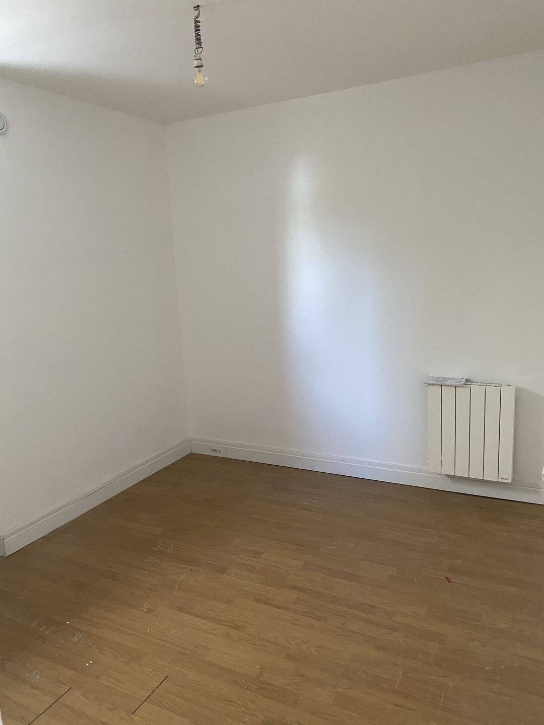 Appartement 1 pièce 15 m² · à Villeneuve-Saint-Georges · 15 m² · 550 €/mois