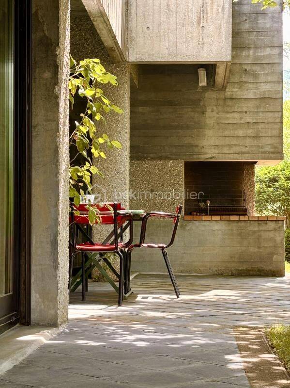 Grenoble-Gières, aux portes du Grésivaudan, un belvédère brutali — 9