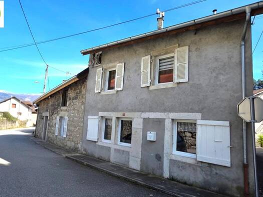 Maison à vendre 182 000 € 4 pièces 3 chambres 88 m² 460 m² de terrain Virieu-le-Grand 01510