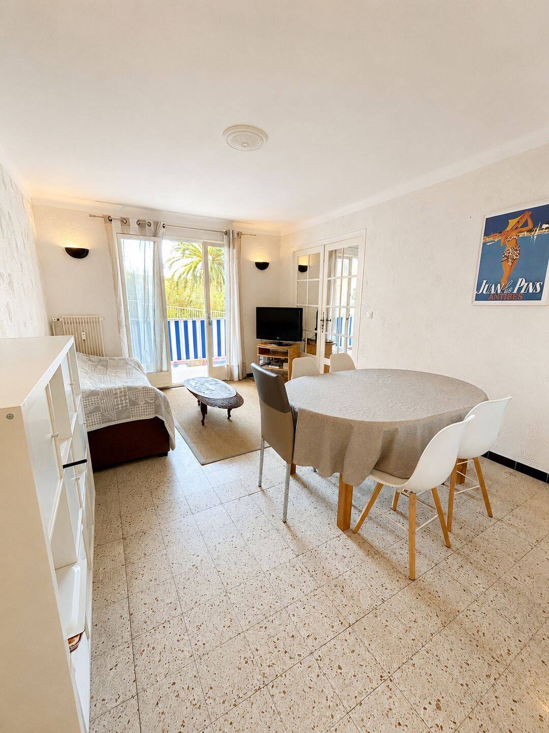 Appartement 4 pièces 70 m² · à Antibes · 70 m² · 255 000 €