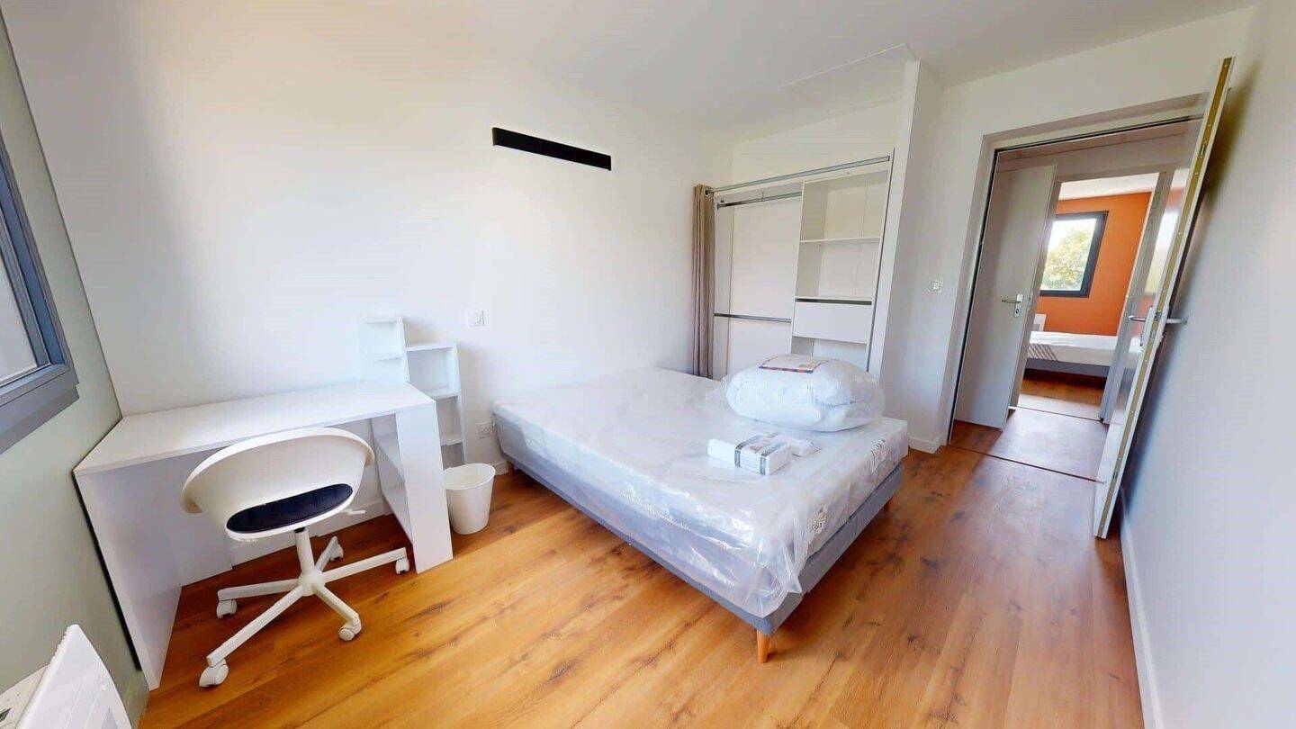 Appartement 1 pièce 15 m² · à Saint-Priest · 15 m² · 545 €