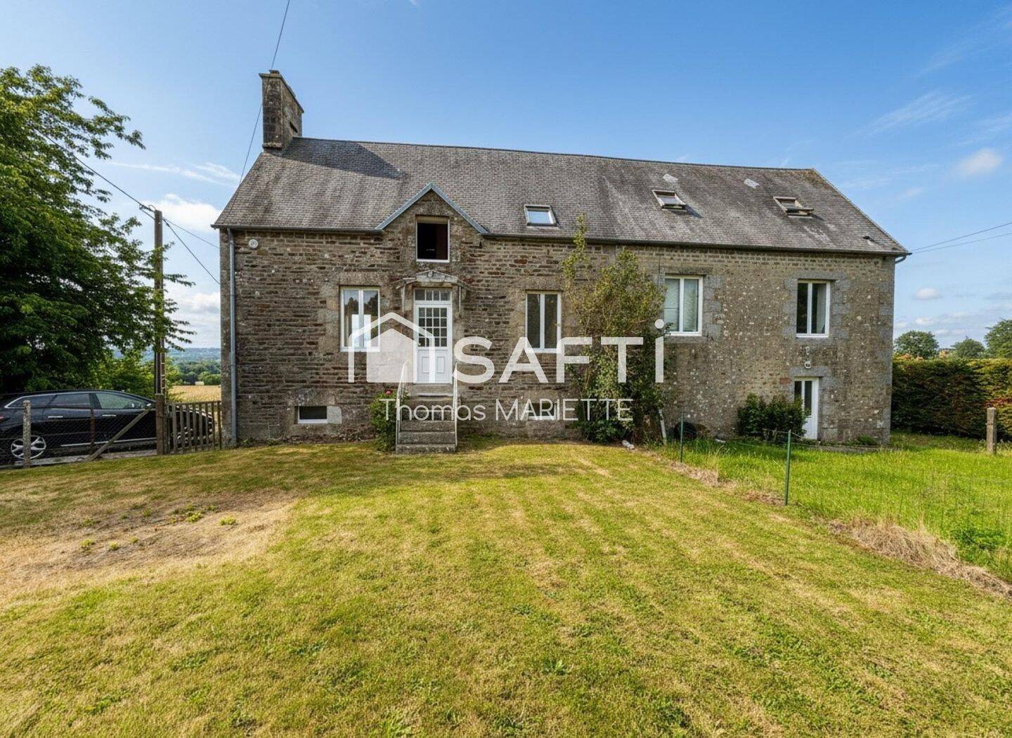 Maison 8 pièces 130 m² · à Saint-Aubin-des-Bois · 130 m² · 147 000 €