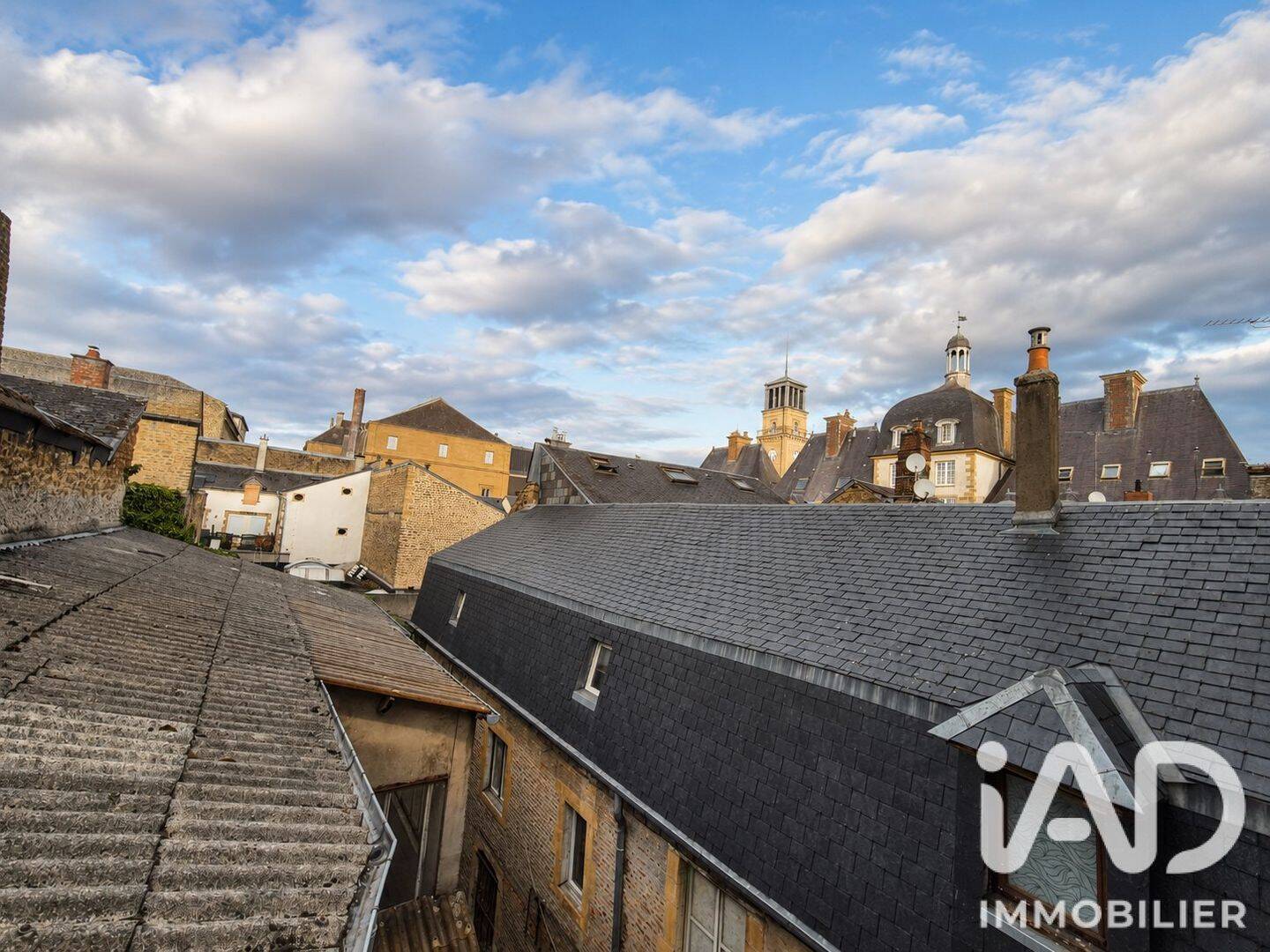 Appartement 3 pièces 77 m² · à Charleville-Mézières · 77 m² · 99 000 €