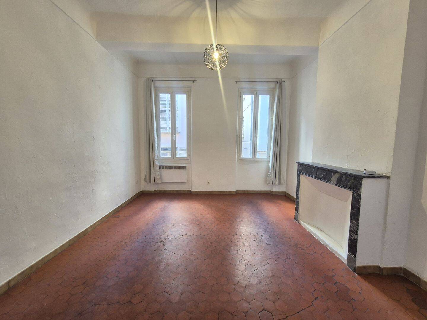 Appartement 2 pièces 44 m² · à Toulon · 43,5 m² · 118 000 €