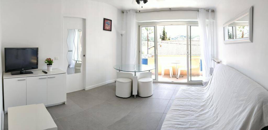 Appartement 2 pièces 50 m² · à Vallauris · 50 m² · 750 €