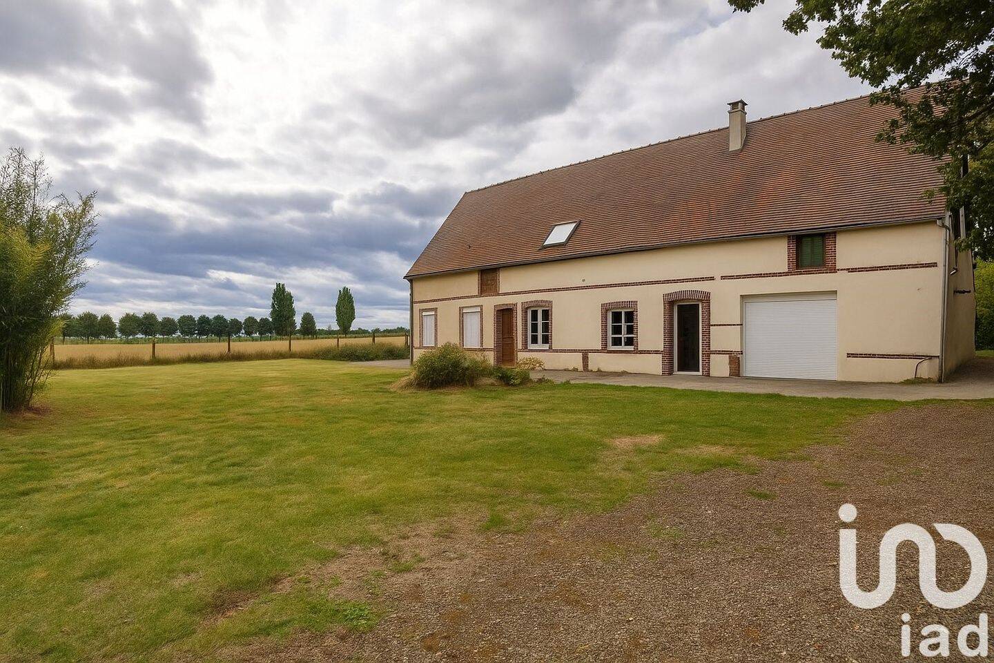 Maison 7 pièces 189 m² · à Maillebois · 189 m² · 186 900 €