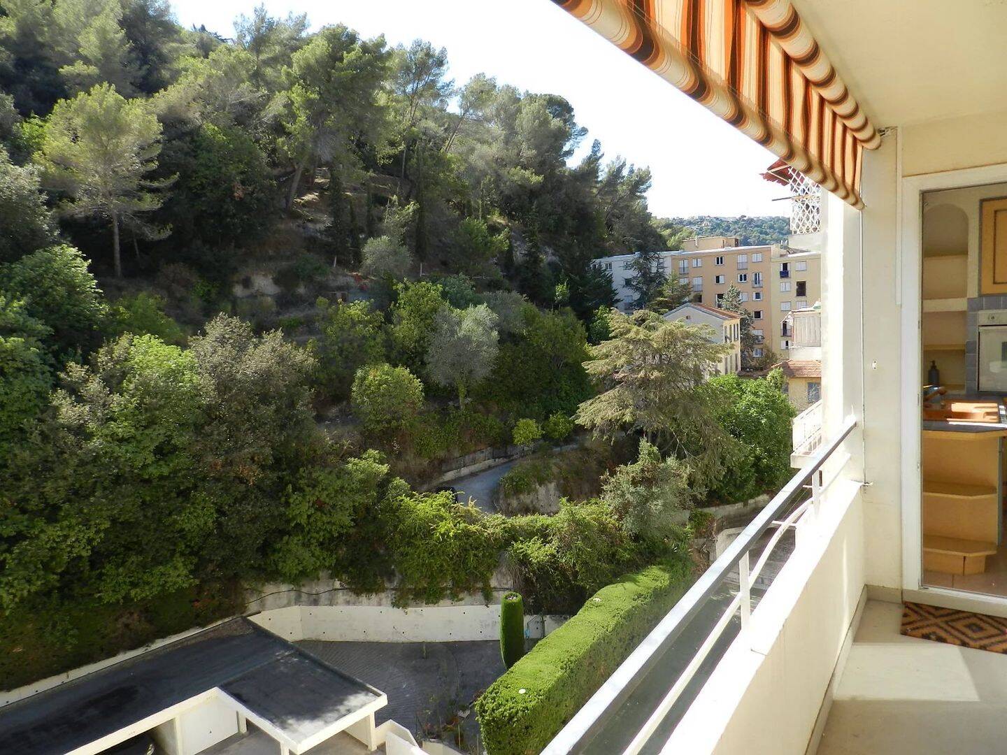 Appartement 4 pièces 75 m² · à Nice · 74,8 m² · 230 000 €