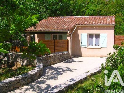 Maison de plain-pied à vendre 145 000 € 3 pièces 2 chambres 45 m² 150 m² de terrain Saint-Alban-Auriolles 07120