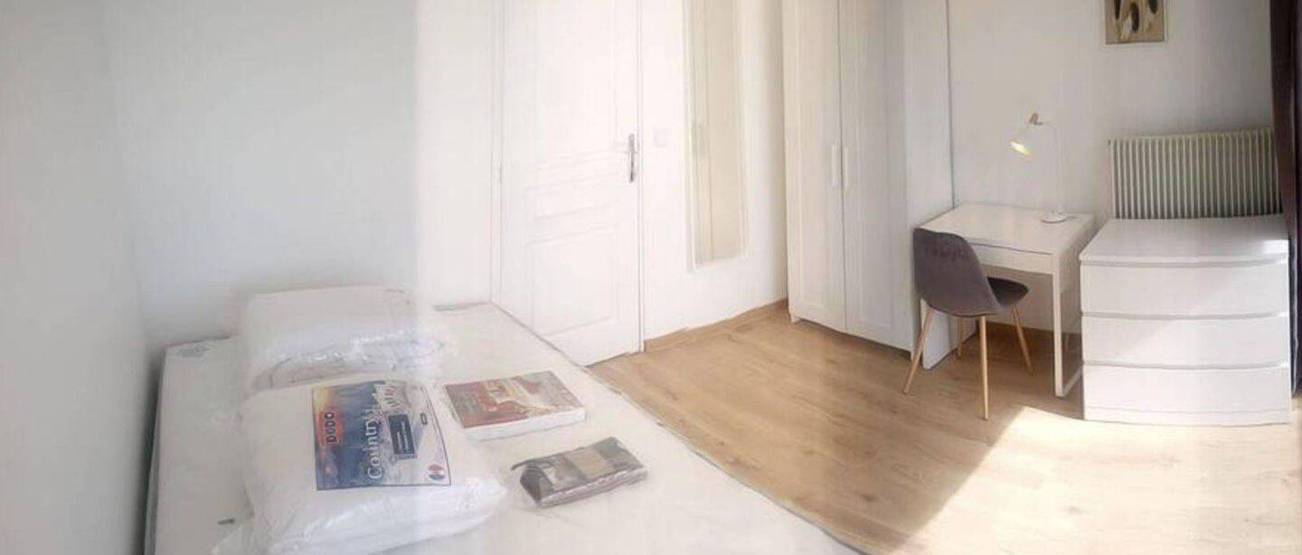 1 pièce 76 m² · à Corbeil-Essonnes · 76 m² · 485 €